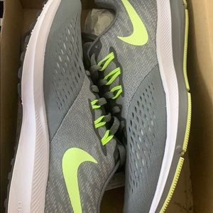 COPY - Nike zoom Windle 4